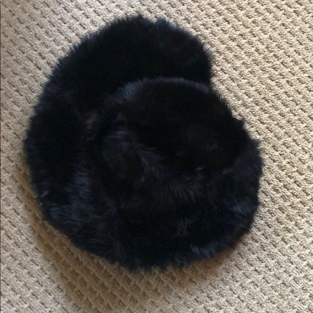 NWOT Faux fur eternity scarf